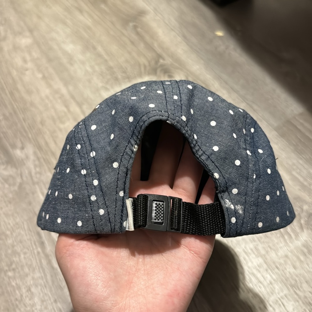 Dotted Cap - Picture 3 of 4